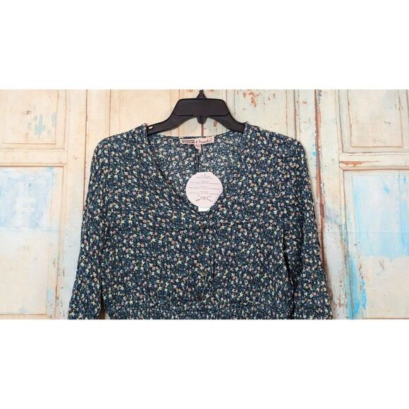 Gypsies & Moondust Womens Large Floral Crop Top Smocked Green Blouse Long Sleeve - Picture 4 of 10